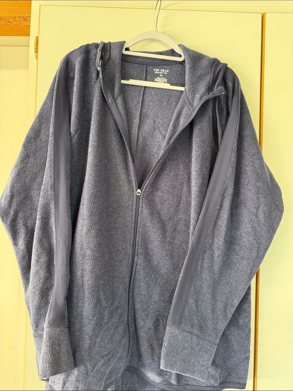 tek gear blue hooded fleece zip-up jacket